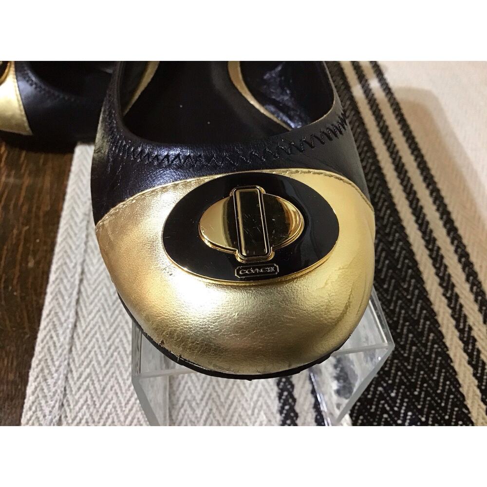 Coach Women’s Shoes Black Gold Flats Sz 10 Old Money Preppy Career Luxury Event - Picture 2 of 9